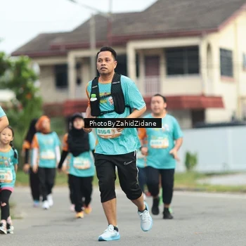Runner Photo 8275005