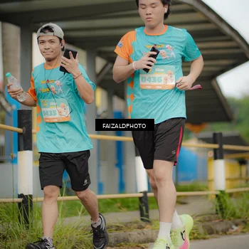 Runner Photo 8275064