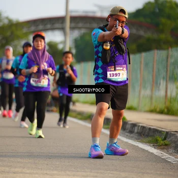 Runner Photo 8275077