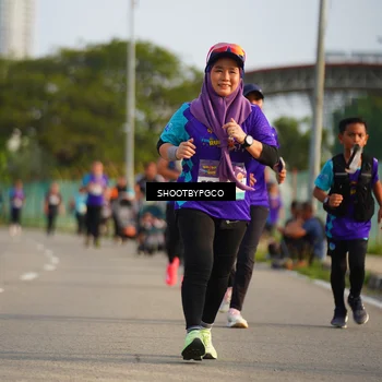 Runner Photo 8275105