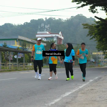Runner Photo 8275349