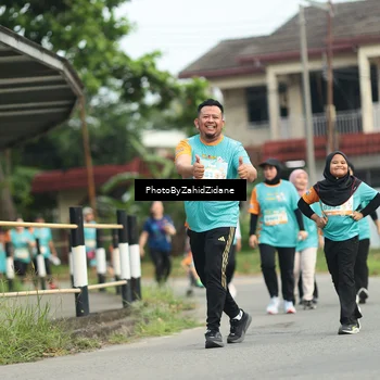 Runner Photo 8275378