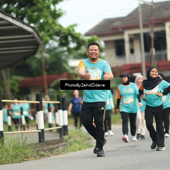 Runner Photo 8275396
