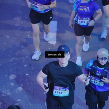 Runner Photo 8275634