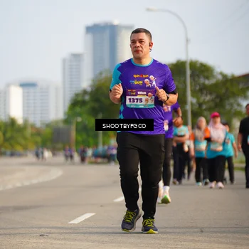 Runner Photo 8275743
