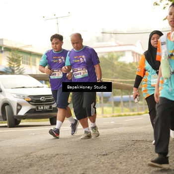 Runner Photo 8275749