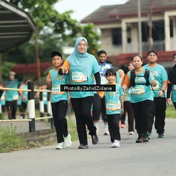 Runner Photo 8275859