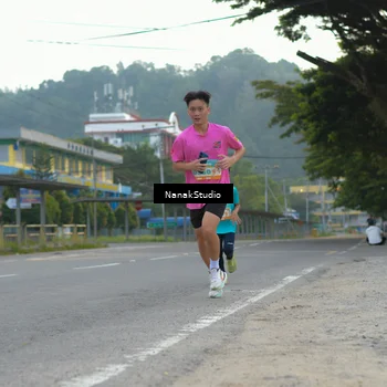 Runner Photo 8276019