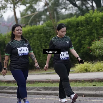 Runner Photo 8276033