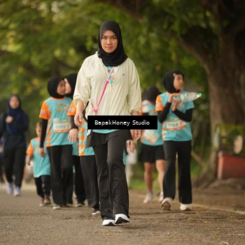 Runner Photo 8276035