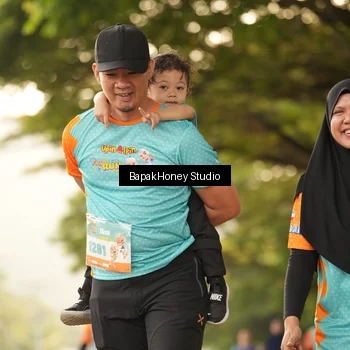 Runner Photo 8276049