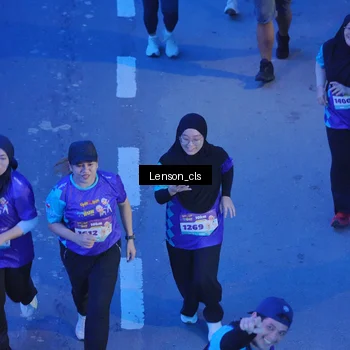 Runner Photo 8276055