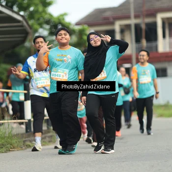 Runner Photo 8276058