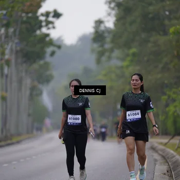 Runner Photo 8276069