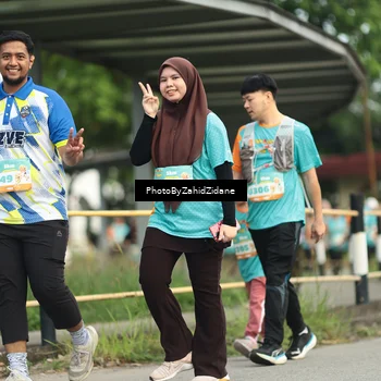 Runner Photo 8276074