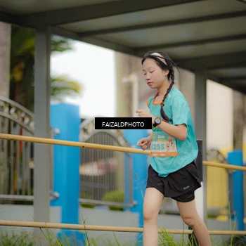 Runner Photo 8276104