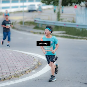 Runner Photo 8276143
