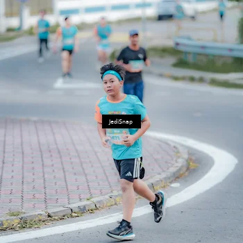 Runner Photo 8276154