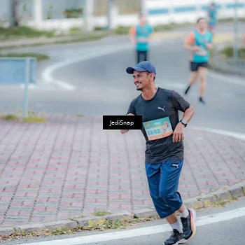Runner Photo 8276238