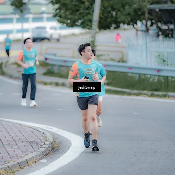 Runner Photo 8276252