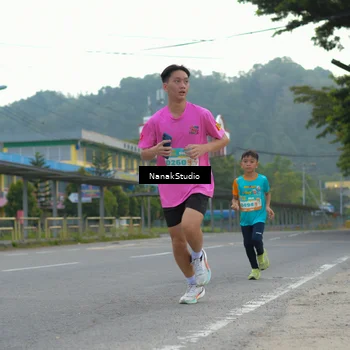 Runner Photo 8276268