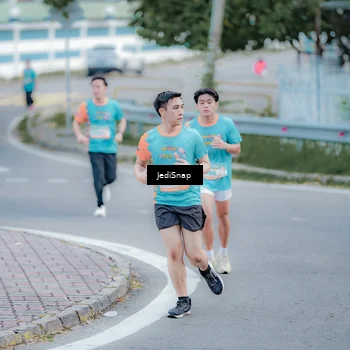 Runner Photo 8276286
