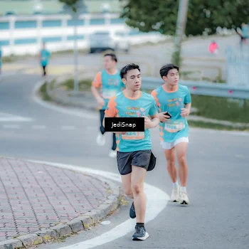 Runner Photo 8276290