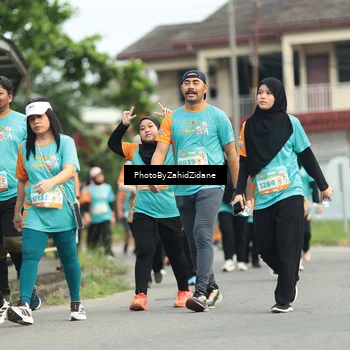 Runner Photo 8276295