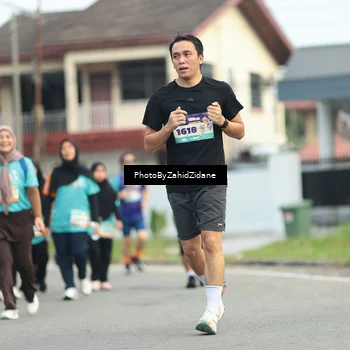 Runner Photo 8276326