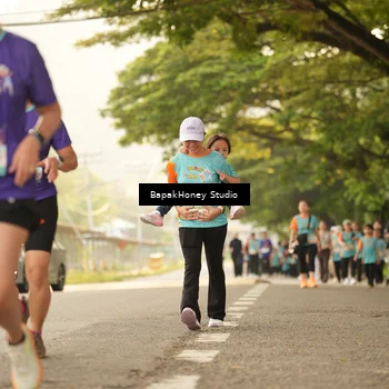 Runner Photo 8276354