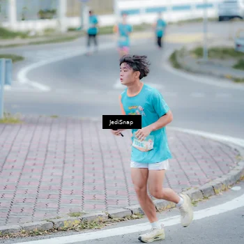 Runner Photo 8276356