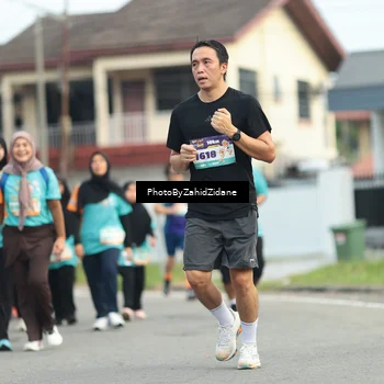 Runner Photo 8276367