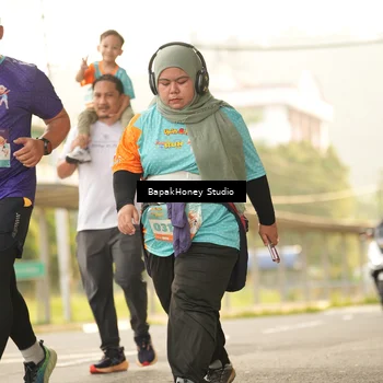 Runner Photo 8276400