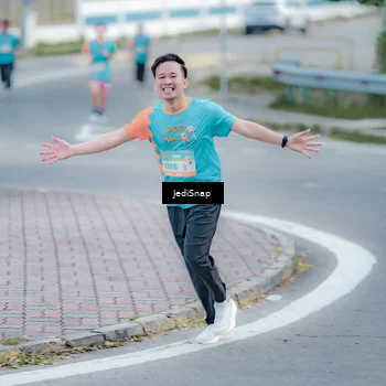 Runner Photo 8276402