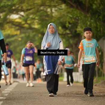 Runner Photo 8276425
