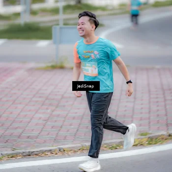 Runner Photo 8276440