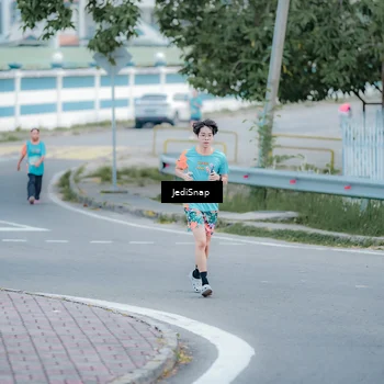 Runner Photo 8276453