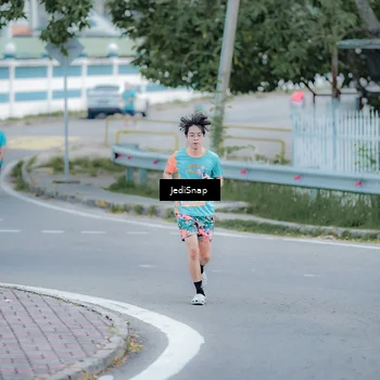 Runner Photo 8276491