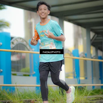 Runner Photo 8276505