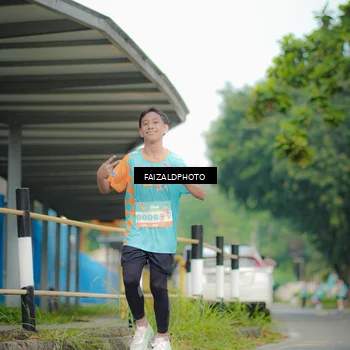 Runner Photo 8276518