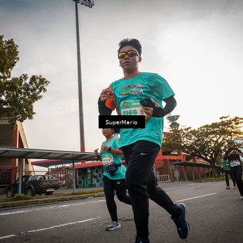 Runner Photo 8276524