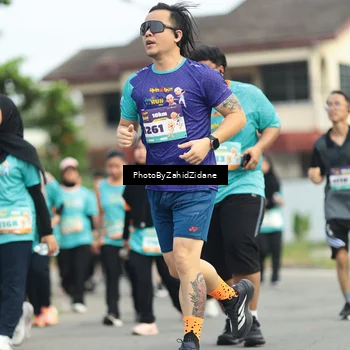 Runner Photo 8276553