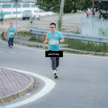 Runner Photo 8276593