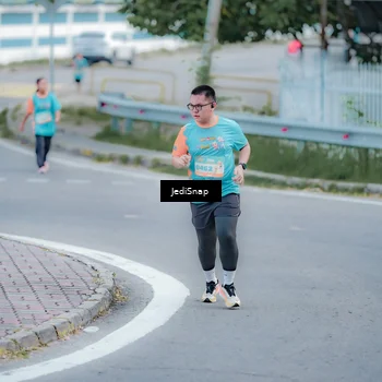 Runner Photo 8276606
