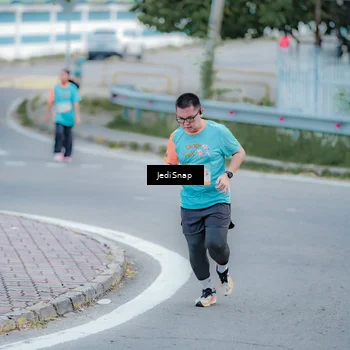 Runner Photo 8276607