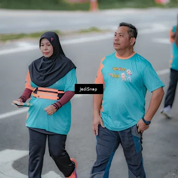 Runner Photo 8276658