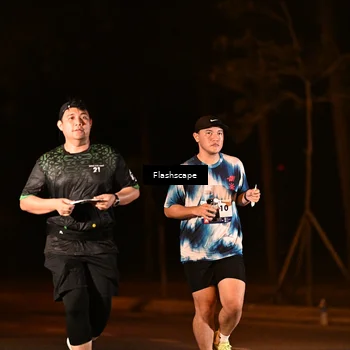 Runner Photo 8276663