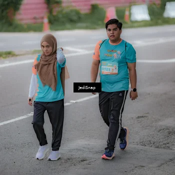Runner Photo 8276698