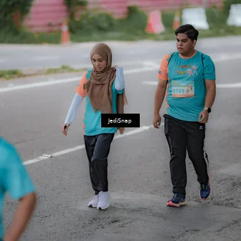 Runner Photo 8276701