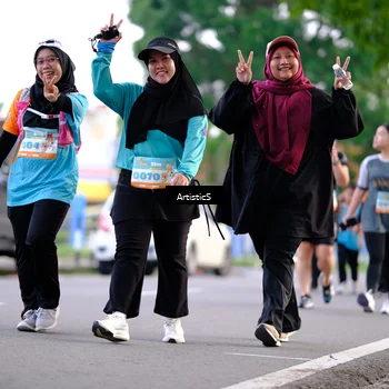 Runner Photo 8276712